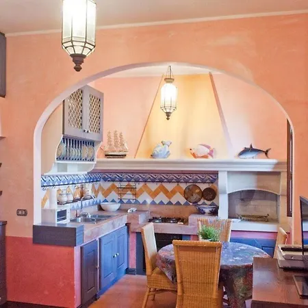 Dimora Storica Castello Tatil Evi *