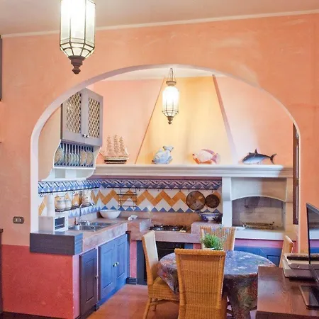 Dimora Storica Castello Tatil Evi *